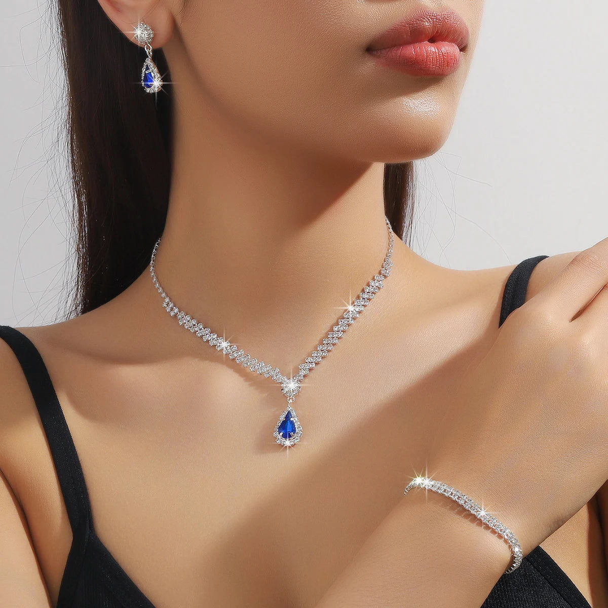 4 Pieces Of Accessories, Earrings, Necklaces, Bracelets